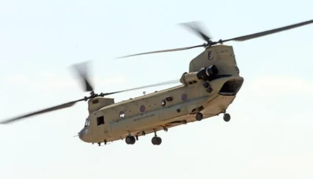 চিনুক হেলিকপ্টারের সম্পূর্ণ বহর বসিয়ে দিল মার্কিন সেনাবাহিনী, চিন্তা বাড়ল ভারতের