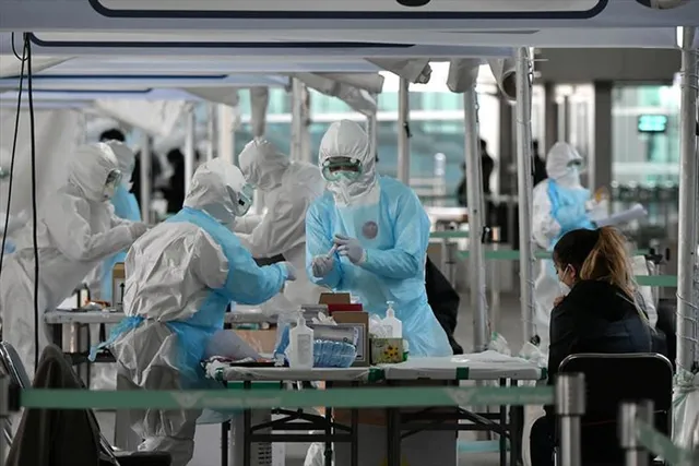 চিন থেকে  এলে করোনা পরীক্ষা বাধ্যতামূলক, ঘোষণা দক্ষিণ কোরিয়ার