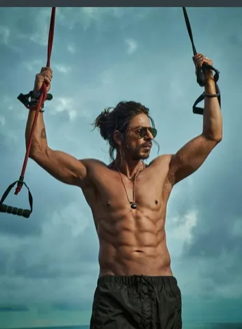 'ডানকি'র সেট থেকে শাহরুখ খানের ছবি অনলাইনে ফাঁস