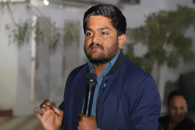 নির্বাচনের আগে এবার 'বেসুরো' হার্দিক