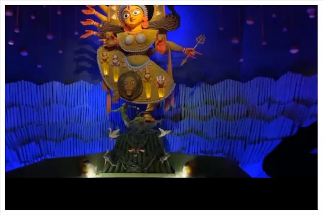 পুজো পরিক্রমাঃ সরাসরি দেখুন হাজরা পার্ক বারোয়ারি