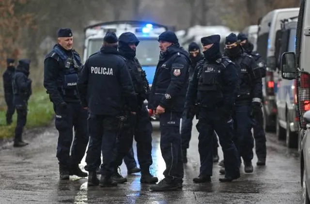 ক্ষেপণাস্ত্র হামলার তদন্ত নিয়ে পোল্যান্ড দ্রুত পদক্ষেপ নেবে: কর্মকর্তা