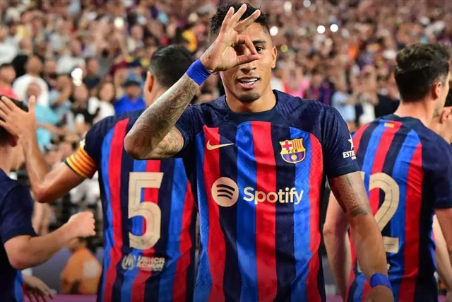 UCL: গুরুত্বপূর্ণ ম্যাচে নামার আগে বার্সেলোনার 'ক্রস ট্রেনিং'