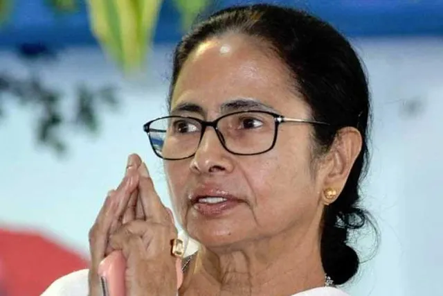 জয়ী হয়েও আমরা যেন বিনয়ী থাকতে পারি, টুইট মমতার