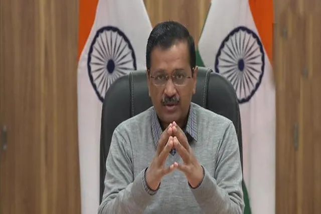 ওমিক্রনের আতঙ্কের মাঝেই কী বললেন কেজরিওয়াল?