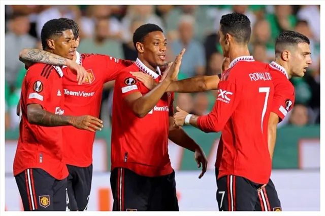 অপ্রত্যাশিতভাবে পিছিয়ে পড়েও জয় ইউনাইটেডের