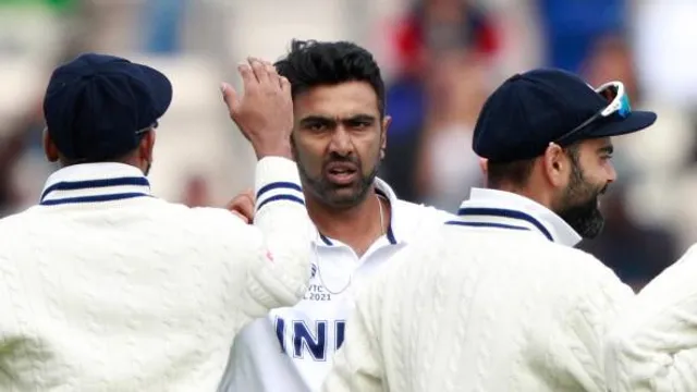 ৭ উইকেট হারাল অস্ট্রেলিয়া