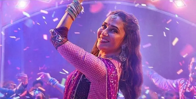 পুজোর মাঝেই মুক্তি পেতে চলেছে মাধুরী দীক্ষিতের পারিবারিক বিনোদনমূলক 'মাজা মা'