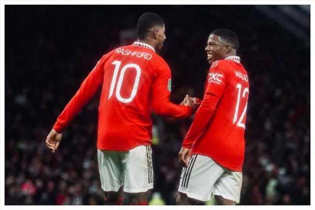 টটেনহ্যামের পয়েন্ট নষ্ট, ম্যানচেস্টারের লক্ষ্য ৩ পয়েন্ট