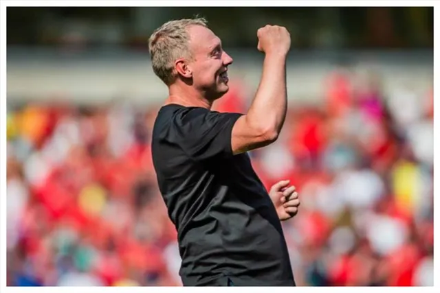 কোচের সঙ্গে নতুন চুক্তি সম্পন্ন করল প্রিমিয়ার লিগের ক্লাব