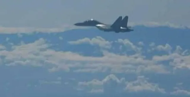 তাইওয়ানের আকাশে সামরিক উপস্থিতি দ্বিগুণ করেছে চীন