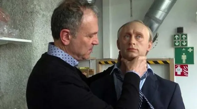 পুতিনের মূর্তি সরাল প্যারিসের মিউজিয়াম