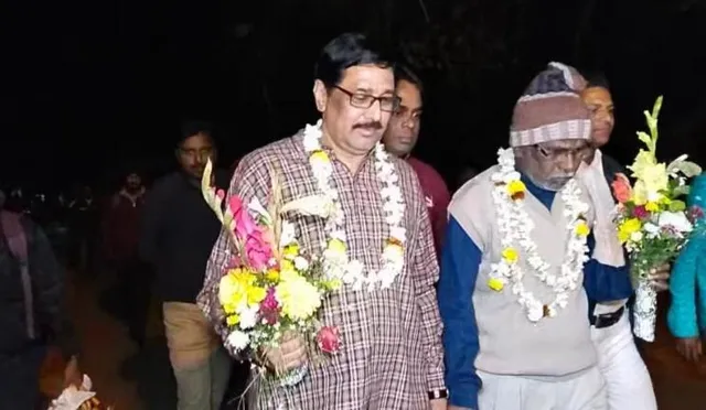 "সক্রিয় রাজনীতিতে ফিরব", জেলে থেকে বেরিয়ে বললেন ডালিম পাণ্ডে