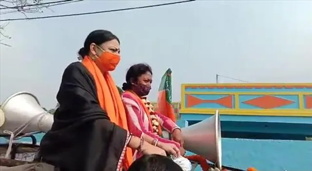 বিজেপি প্রার্থীর হয়ে প্রচারে অগ্নিমিত্রা পল