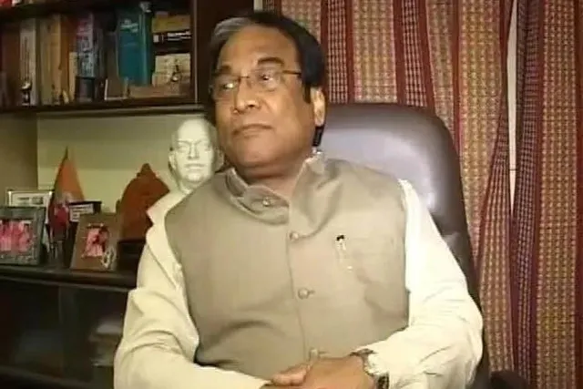 কেন্দ্রীয় সরকারের বিরুদ্ধে ফের ফুঁসে উঠলেন জয়প্রকাশ মজুমদার