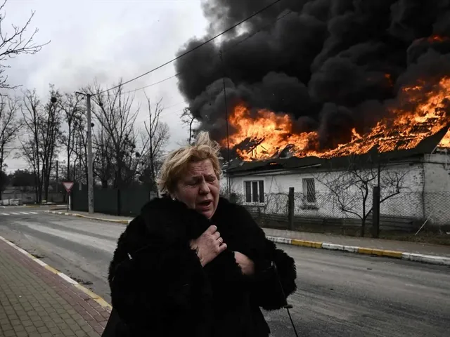 ইউক্রেনের দক্ষিণাঞ্চলীয় শহর মাইকোলাইভে বিস্ফোরণ