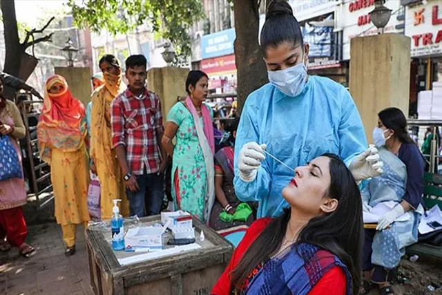 ফের হাজারের গণ্ডি পেরোল দেশের দৈনিক সংক্রমণ