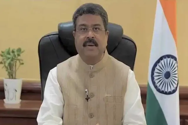 সাংবিধানিকতার প্রতি কেসিআরের অনেক অসম্মান রয়েছে, বললেন কেন্দ্রীয় মন্ত্রী