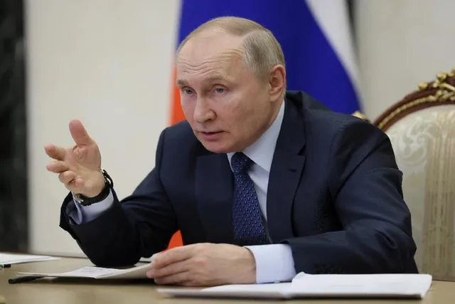 যুদ্ধবিরতির নির্দেশ পুতিনের