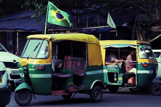 কলকাতায় কতো দামে বিক্রি হচ্ছে বিভিন্ন দেশের জার্সি?
