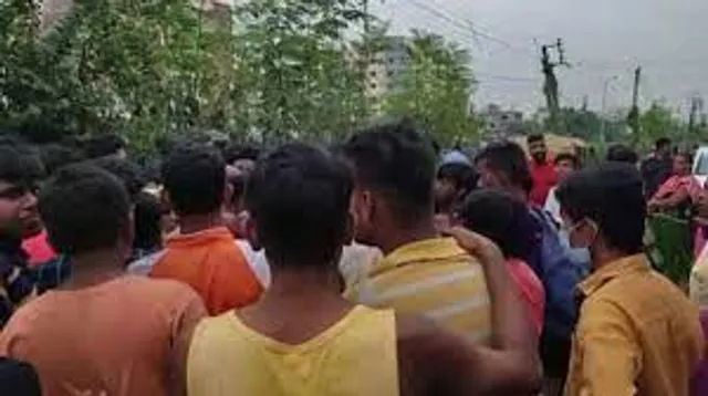 বাগুইআটি কাণ্ডে মূল অভিযুক্তর আত্মীয়র বাড়িতে ভাঙচুর