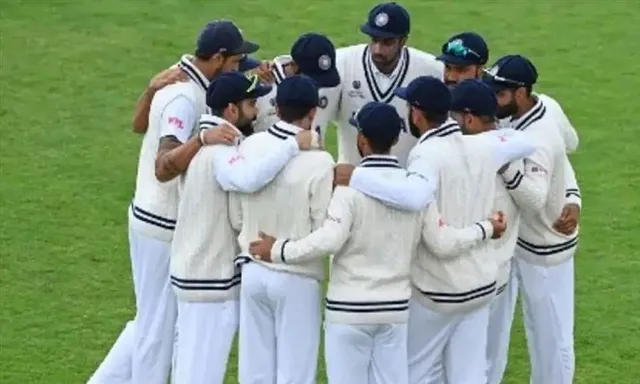 ইংল্যান্ড সফররত ভারতীয় দলে থাবা বসাল করোনা