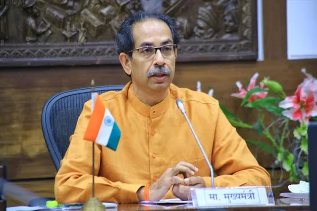 রাজনৈতিক অচলাবস্থার মাঝেই কোভিডে আক্রান্ত মুখ্যমন্ত্রী