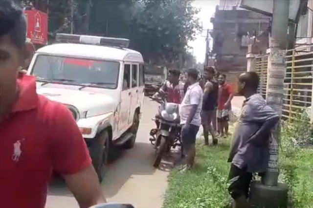 হাতেনাতে ধরা পড়ল সাইকেল চোর