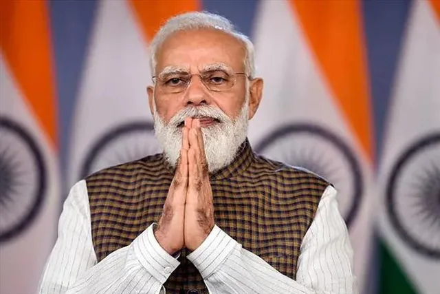 নাশকতার আশঙ্কার মাঝেই কাশ্মীর সফরে প্রধানমন্ত্রী