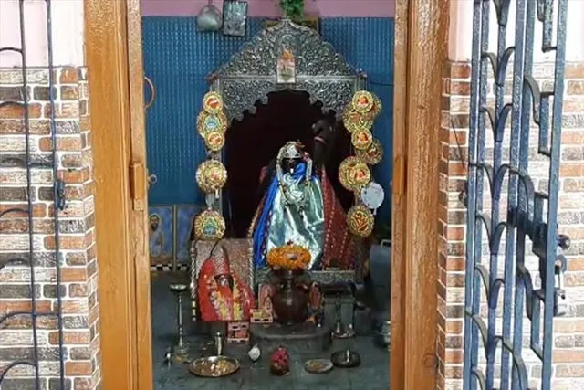 শিবরাত্রির আগে মন্দিরে চুরির ঘটনায় চাঞ্চল্য