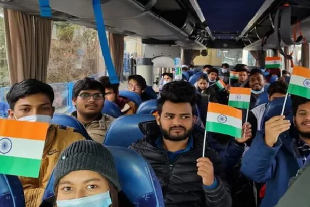 আরও ২৪০ জন ভারতীয়কে নিয়ে ফিরছে বিমান