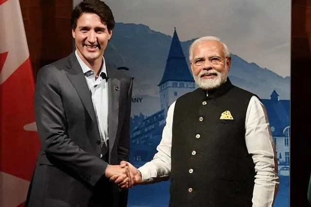 বন্ধু ট্রুডোকে বিশেষ উপহার দিলেন মোদী
