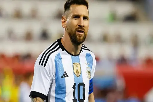 বিশ্বকাপে পছন্দের দুই দেশের নাম নিলেন মেসি