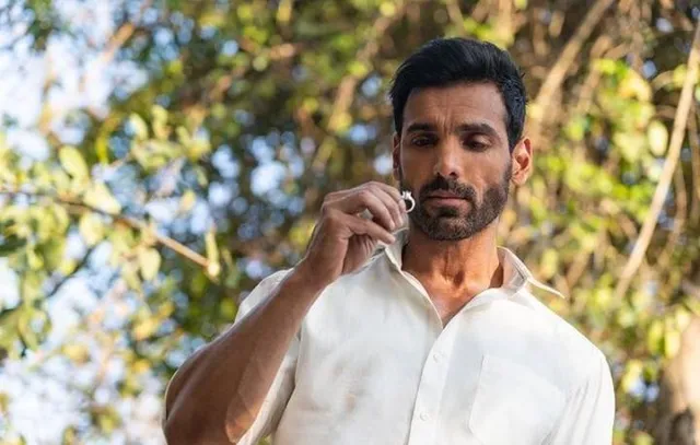 'পাঠান' থেকে জন আব্রাহামের ফার্স্ট লুক আগুন ধরাল ইন্টারনেটে