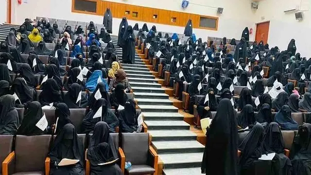 ভয় দেখিয়ে মহিলাদের ফতেয়া মানতে বাধ্য করল তালিবানরা