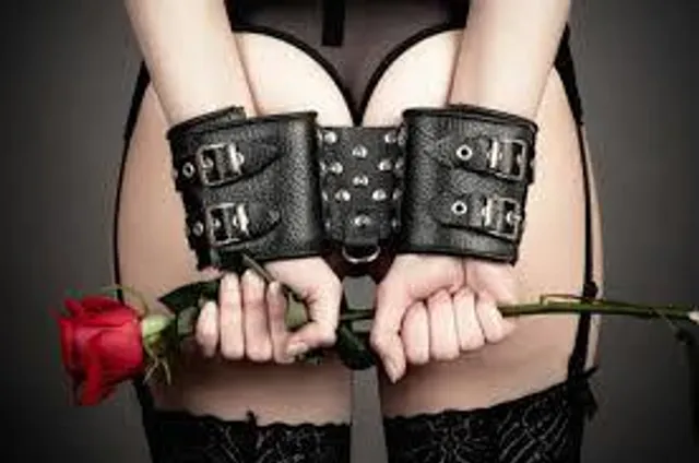 বন্ডেজ এর আসল মজা কি জানেন!