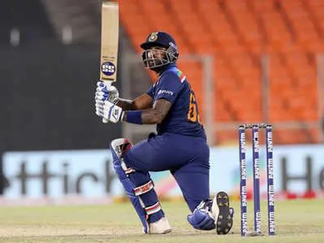 সূর্যের উদ্দেশ্যে যা বললেন কোহলি