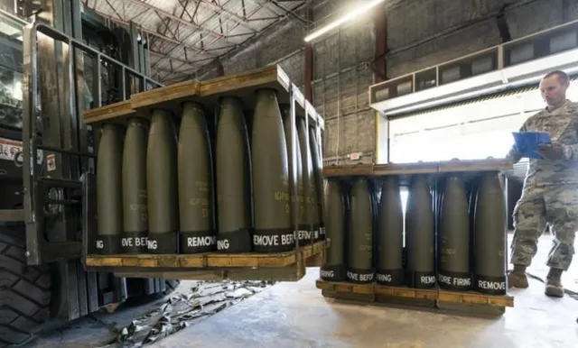 রুশবিরোধী যুদ্ধে ইউক্রেনকে নতুন যেসব অস্ত্র দিচ্ছে যুক্তরাষ্ট্র