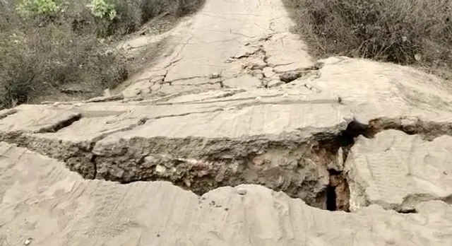 ফের ঝাড়খণ্ডের চিরকুন্দা থানার ডুমরিজোড় এলাকায় ধস, আতঙ্কে এলাকাবাসী