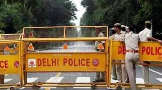 দিল্লি থেকে উদ্ধার ২০০০ কার্তুজ, গ্রেফতার ৬