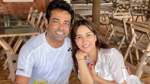 প্রকাশ্যে লিয়েন্ডার-কিম প্রেম