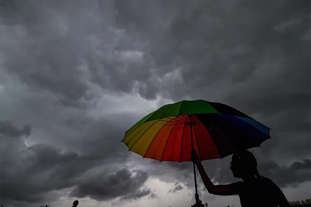 ওড়িশা উপকূলে তৈরি হচ্ছে ঘূর্ণাবর্ত, ভারী বৃষ্টির পূর্বাভাস