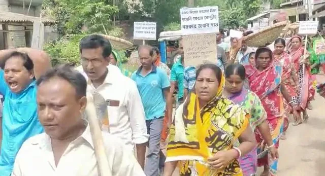 রাজ্যের প্রতি কেন্দ্রের বঞ্চনার অভিযোগে পশ্চিম মেদিনীপুরে তৃণমূলের মিছিল