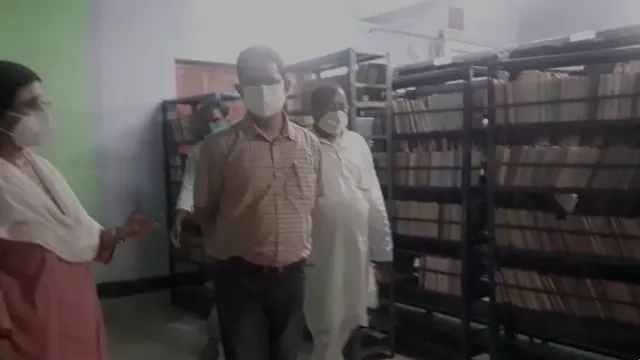 ডেবরা কলেজ পরিদর্শনে মন্ত্রী ডঃ হুমায়ূন কবীর