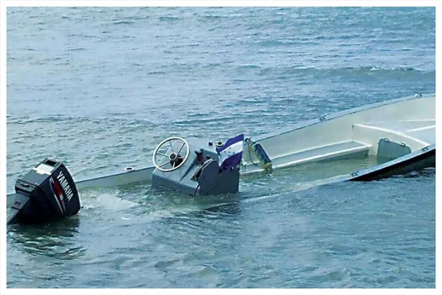 নৌকাডুবি হয়ে নিহত ৩