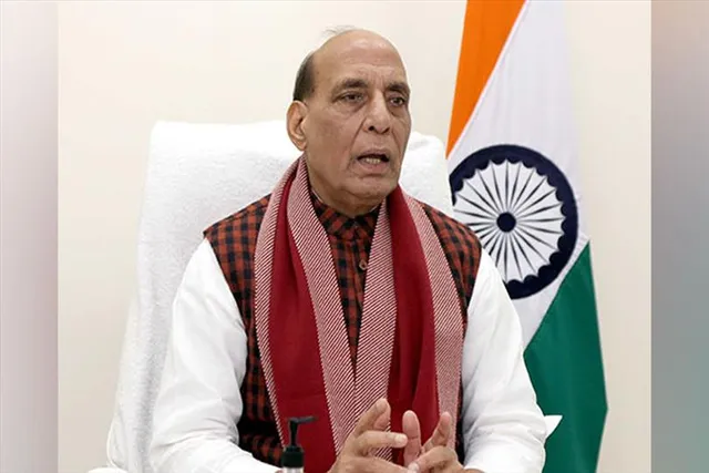 লখিমপুর যেতে পারলেন না প্রতিরক্ষা মন্ত্রী