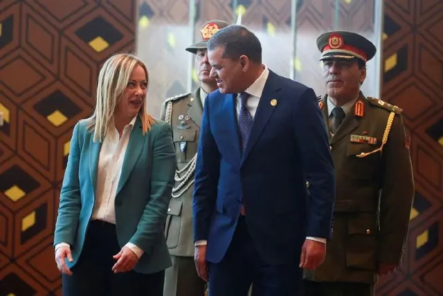 লিবিয়ার সঙ্গে গ্যাস চুক্তির লক্ষ্যে ইতালির প্রধানমন্ত্রী