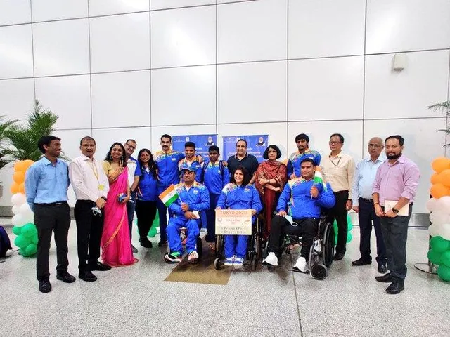 টোকিওর উদ্দেশ্যে রওনা দিলেন ভারতের প্যারা অ্যাথলিটেরা, দেখুন ছবি