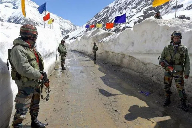 সীমান্তে চিনের চোখ রাঙানির মাঝেই বড় সিদ্ধান্ত ভারতীয় সেনার