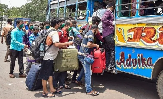 কোন রুটে কত বাস! হিসাব চাইলেন পরিবহণ সচিব